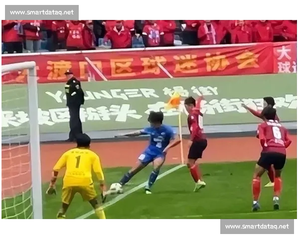 判罚争议持续发酵比赛结果公正性再度引发社会广泛讨论